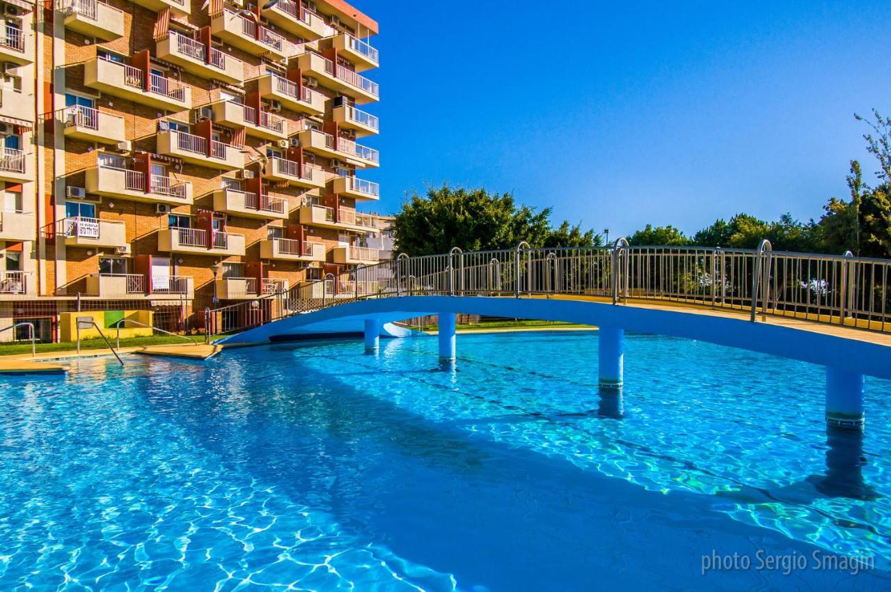 137 Minerva Apartamentos - Vista Al Mar - Piscina Y Playa - Cercano A Tren, Restaurantes Y Tiendas เบนัลมาเดนา ภายนอก รูปภาพ
