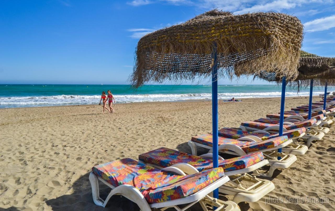 137 Minerva Apartamentos - Vista Al Mar - Piscina Y Playa - Cercano A Tren, Restaurantes Y Tiendas เบนัลมาเดนา ภายนอก รูปภาพ